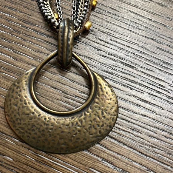 Premier Designs multistrand yellow pearls, & various colored chain pendant charm - Picture 10 of 17